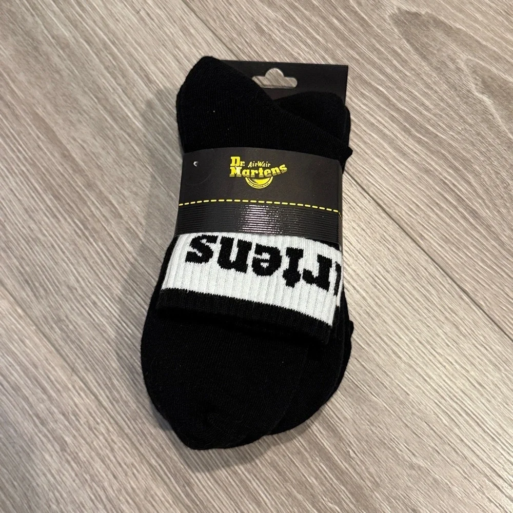 BNWT Dr. Martens Short Athletic Black and White Athletic Socks 3 Pack S/M